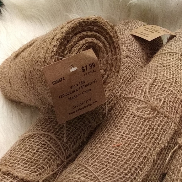 Burlap - Picture 3 of 3